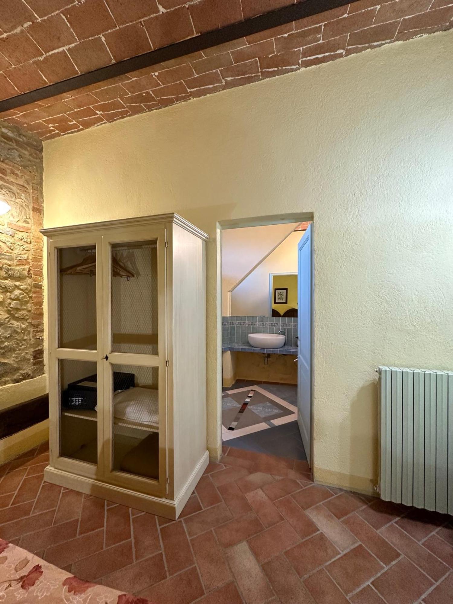 Borgo Tignano Apartment Casole d'Elsa Ngoại thất bức ảnh