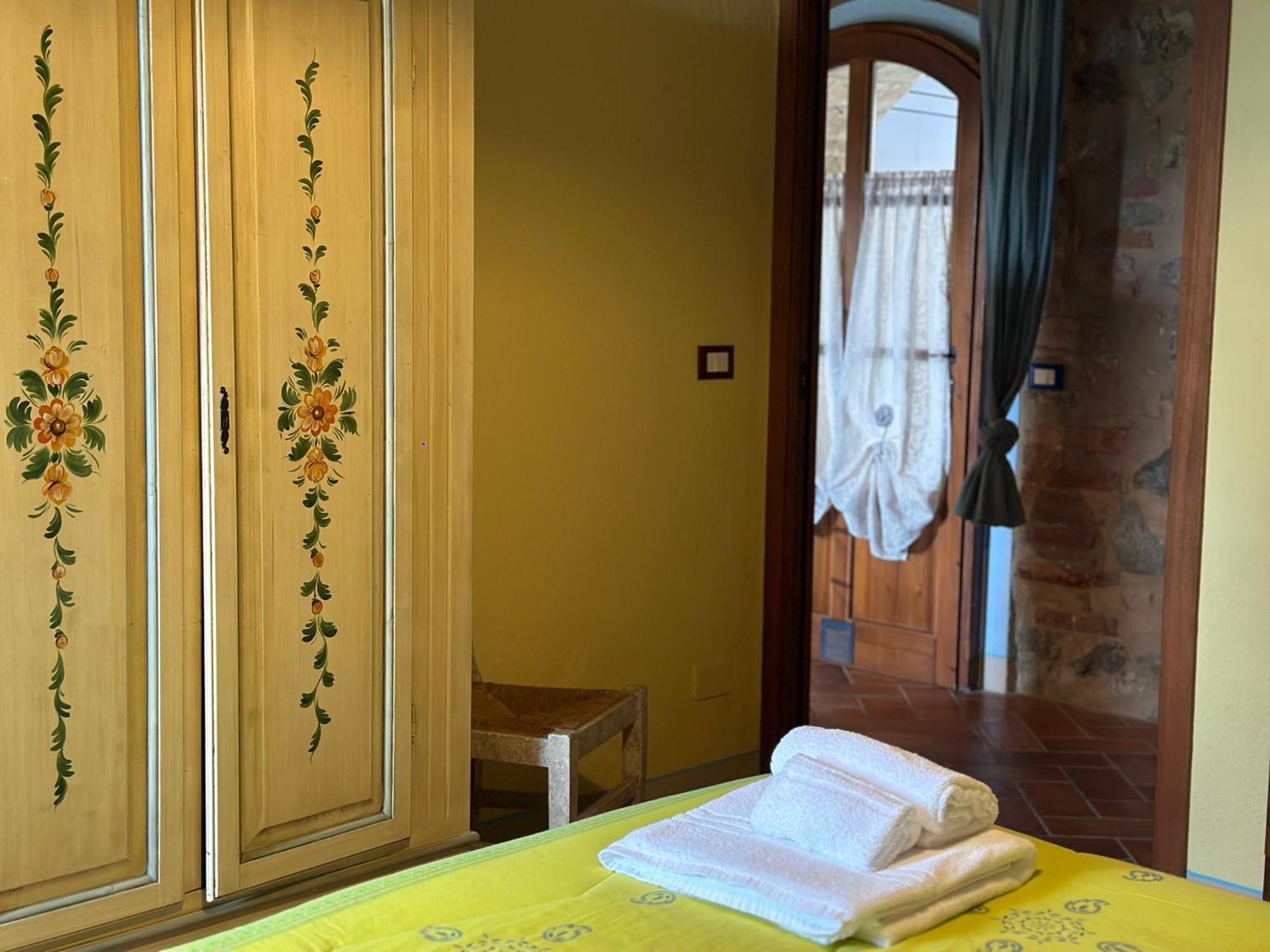 Borgo Tignano Apartment Casole d'Elsa Ngoại thất bức ảnh